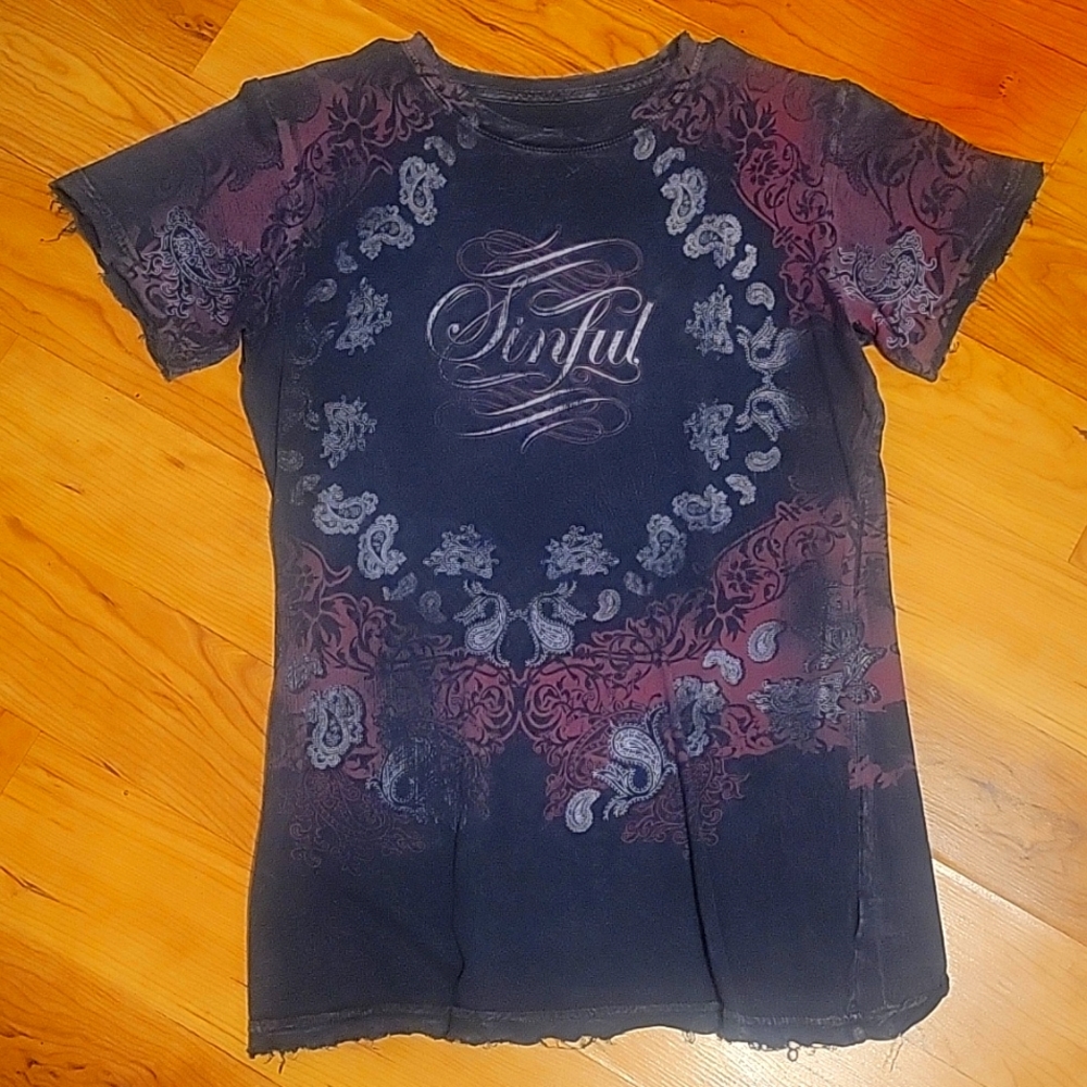 Women's Sinful sz L distressed